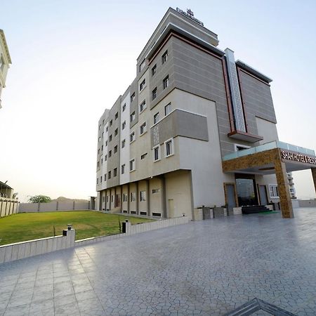 The Sky Imperial - Shahi Hotels & Resort Nāthdwāra Exterior foto