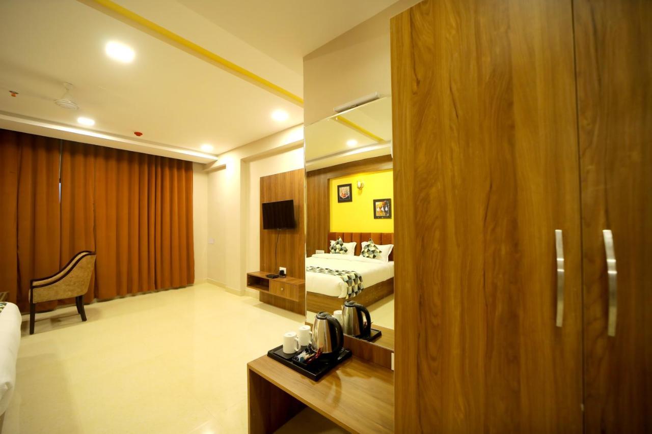 The Sky Imperial - Shahi Hotels & Resort Nāthdwāra Exterior foto