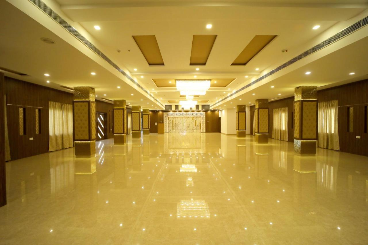 The Sky Imperial - Shahi Hotels & Resort Nāthdwāra Exterior foto